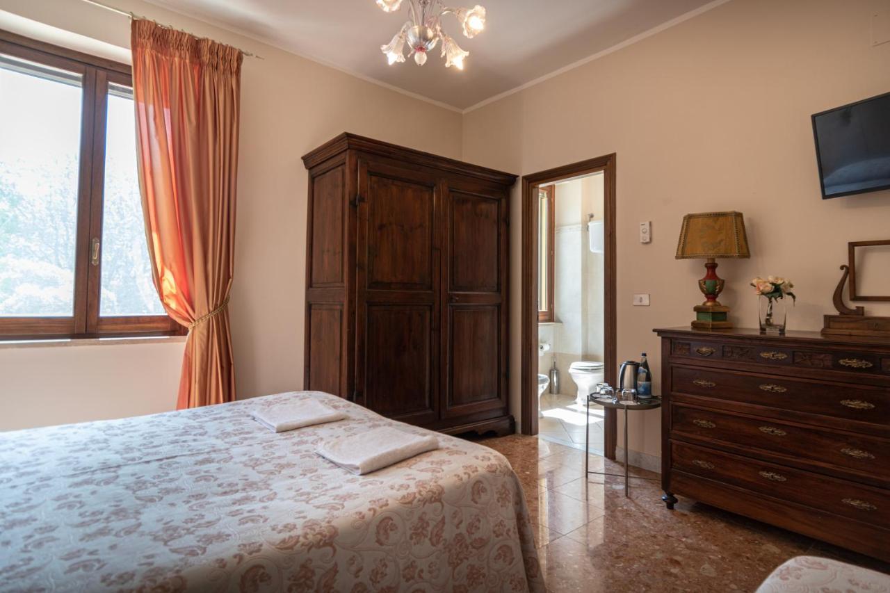 Agriturismo Villa Val D'Olivi Capodacqua  Ngoại thất bức ảnh