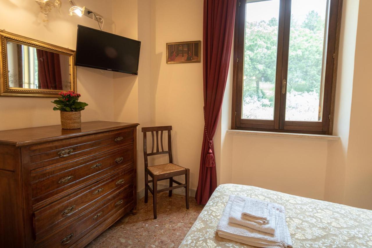 Agriturismo Villa Val D'Olivi Capodacqua  Ngoại thất bức ảnh