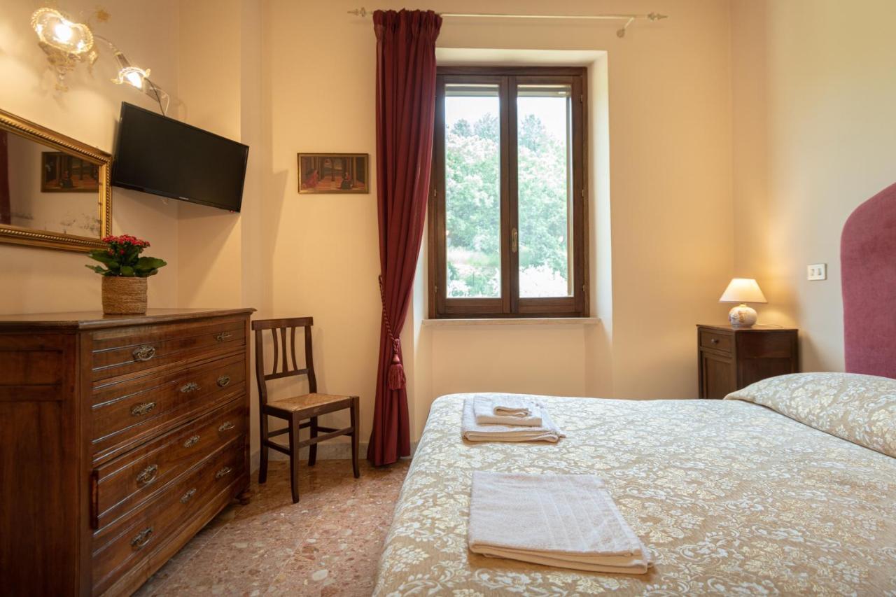 Agriturismo Villa Val D'Olivi Capodacqua  Ngoại thất bức ảnh