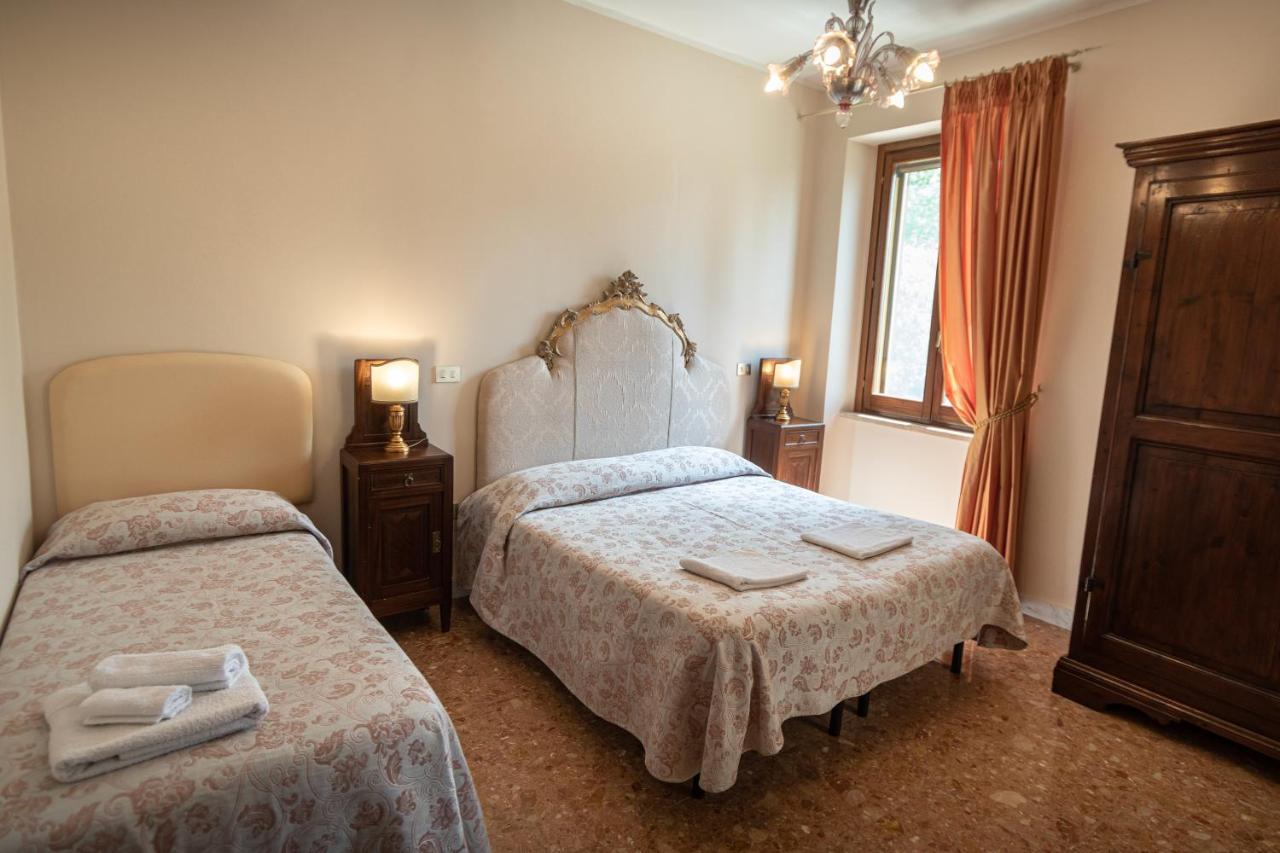 Agriturismo Villa Val D'Olivi Capodacqua  Ngoại thất bức ảnh