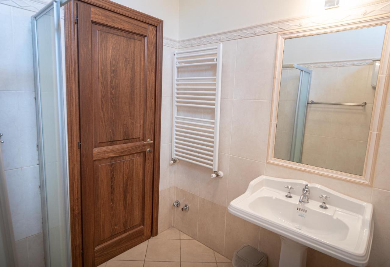 Agriturismo Villa Val D'Olivi Capodacqua  Ngoại thất bức ảnh