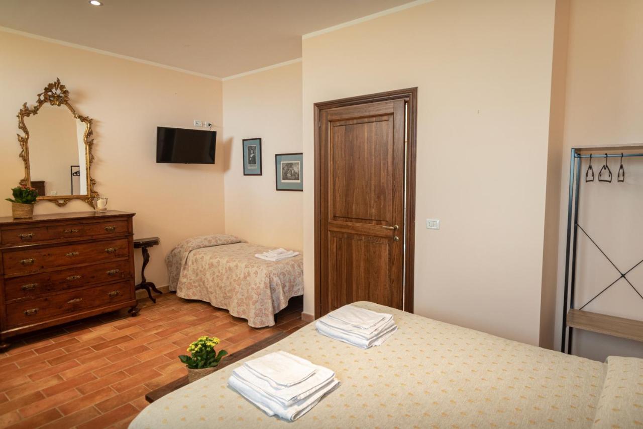 Agriturismo Villa Val D'Olivi Capodacqua  Ngoại thất bức ảnh
