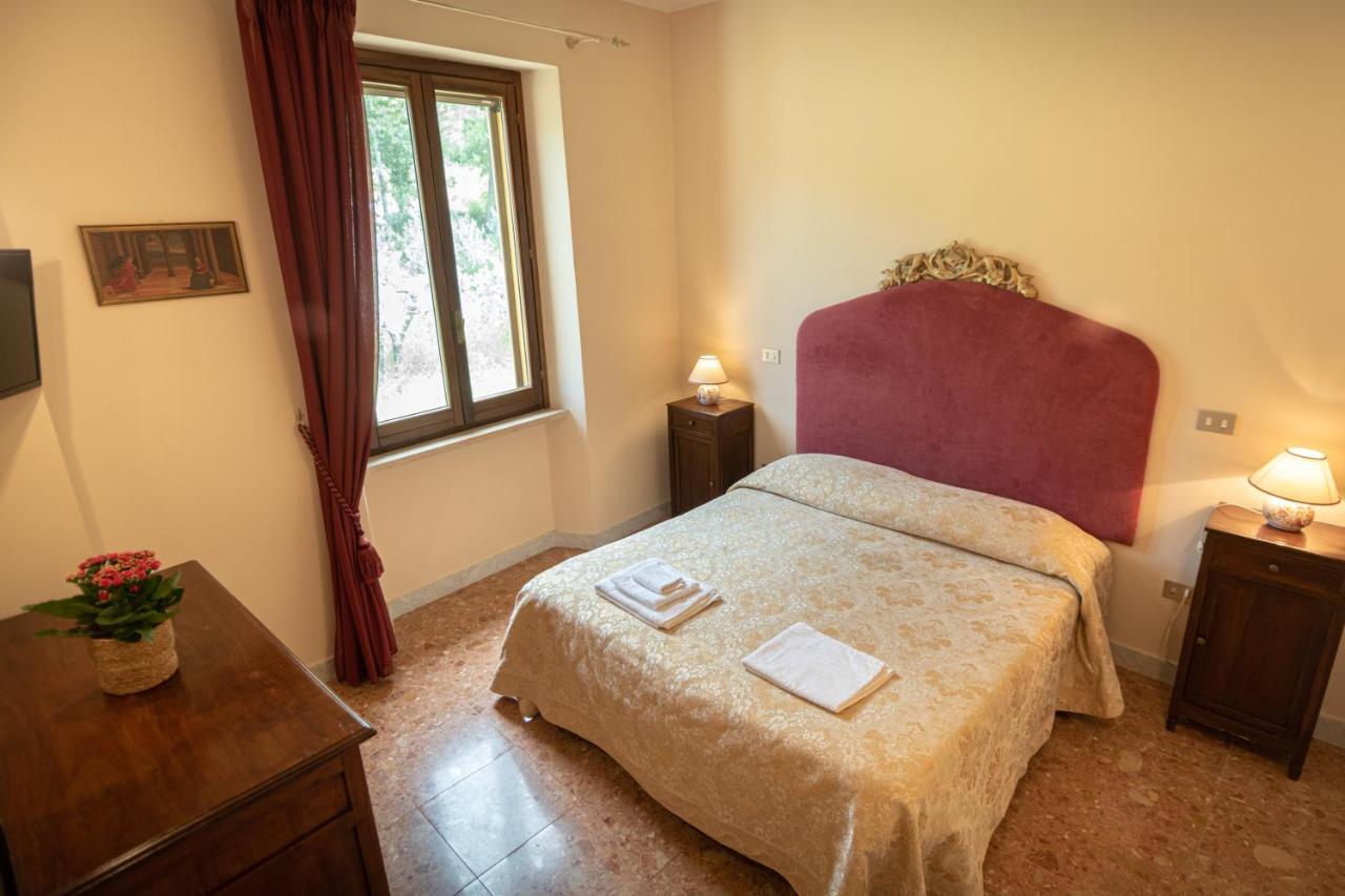 Agriturismo Villa Val D'Olivi Capodacqua  Ngoại thất bức ảnh
