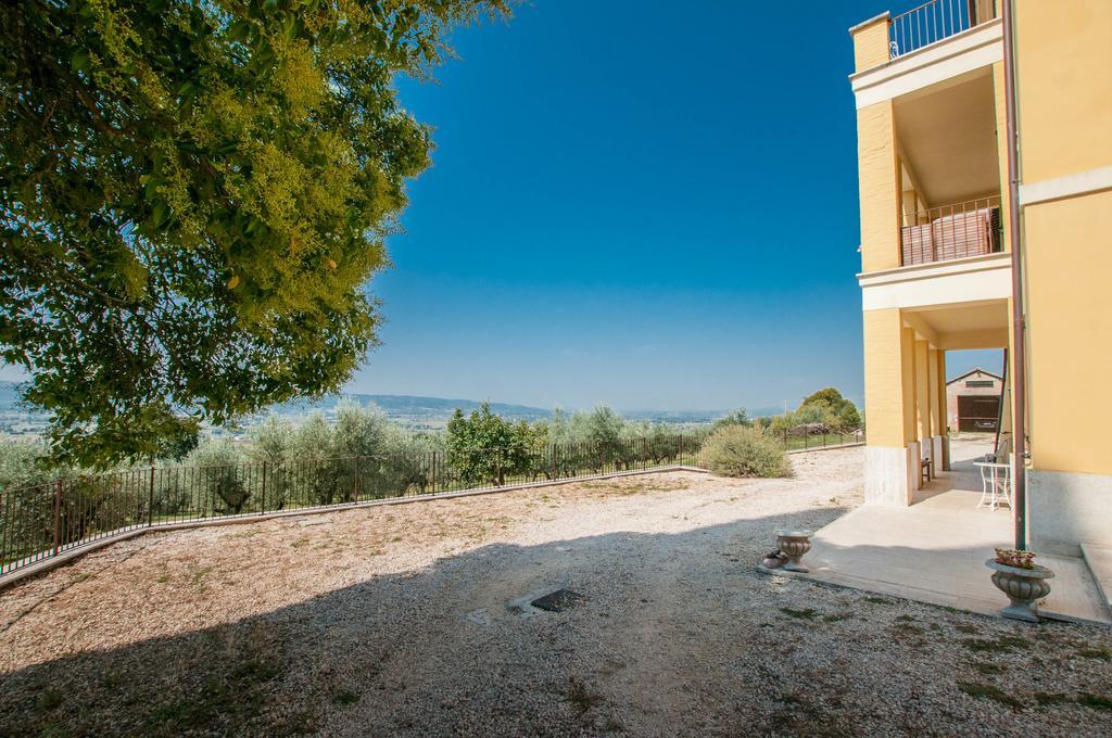 Agriturismo Villa Val D'Olivi Capodacqua  Ngoại thất bức ảnh