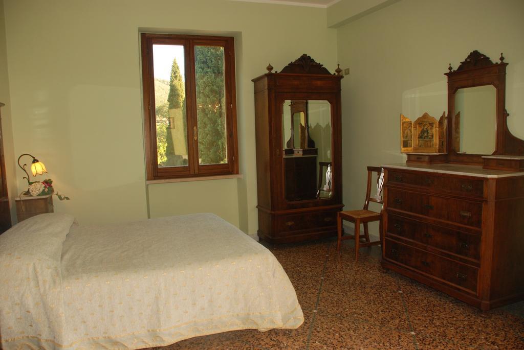 Agriturismo Villa Val D'Olivi Capodacqua  Ngoại thất bức ảnh